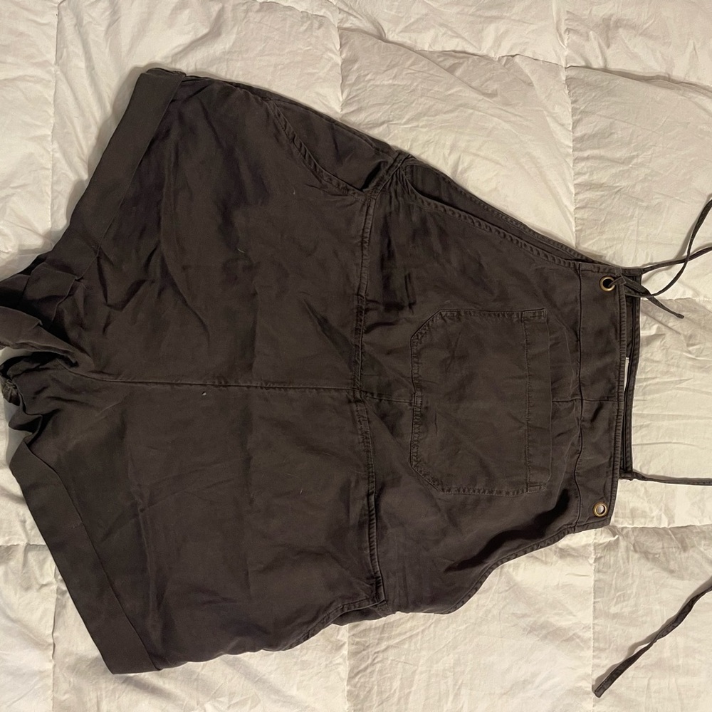 Billabong soft overall shorts size large